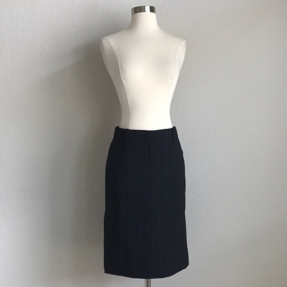 2002 BCBG MAX AZRIA Pinstriped Pencil Skirt